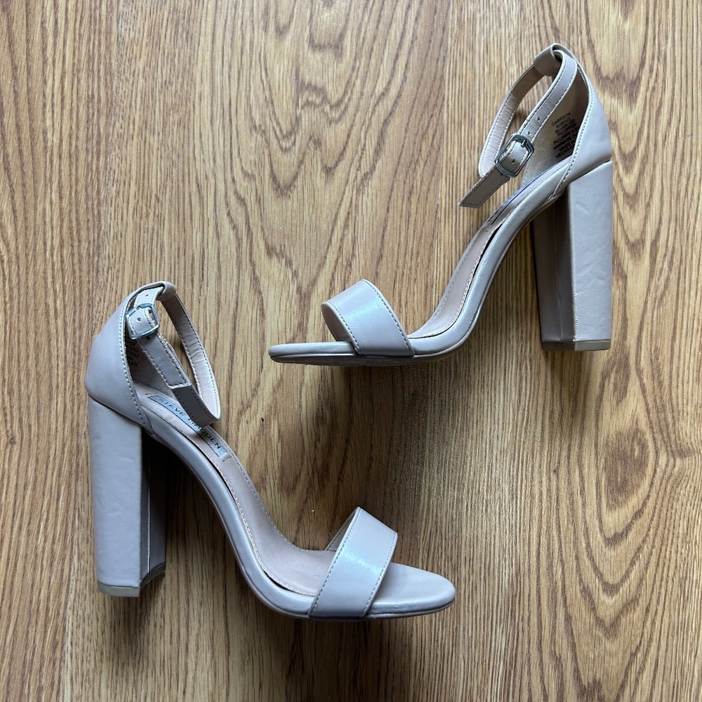 Steve Madden Beige Heels